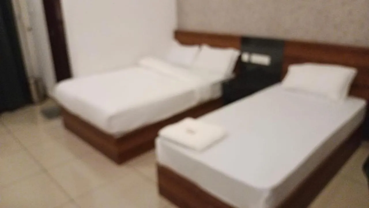Hotel KERALA RESIDENcY Mundakāyam Bed & Breakfast